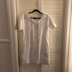 White short sleeve dress